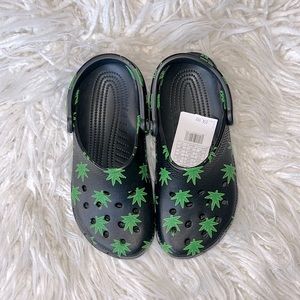 Crocs Classic Hemp Leaf Clog